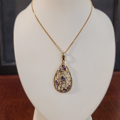 9ct Yellow Gold Amethyst & Iolite Pendant Necklace