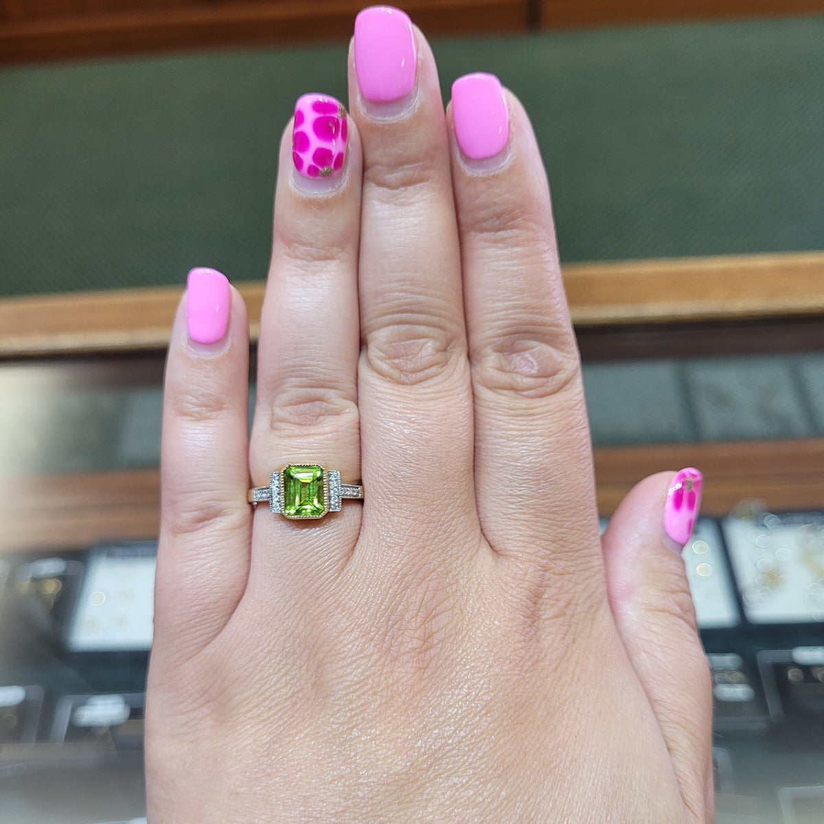 9ct Yellow Gold Art Deco Style Peridot & Diamond Ring