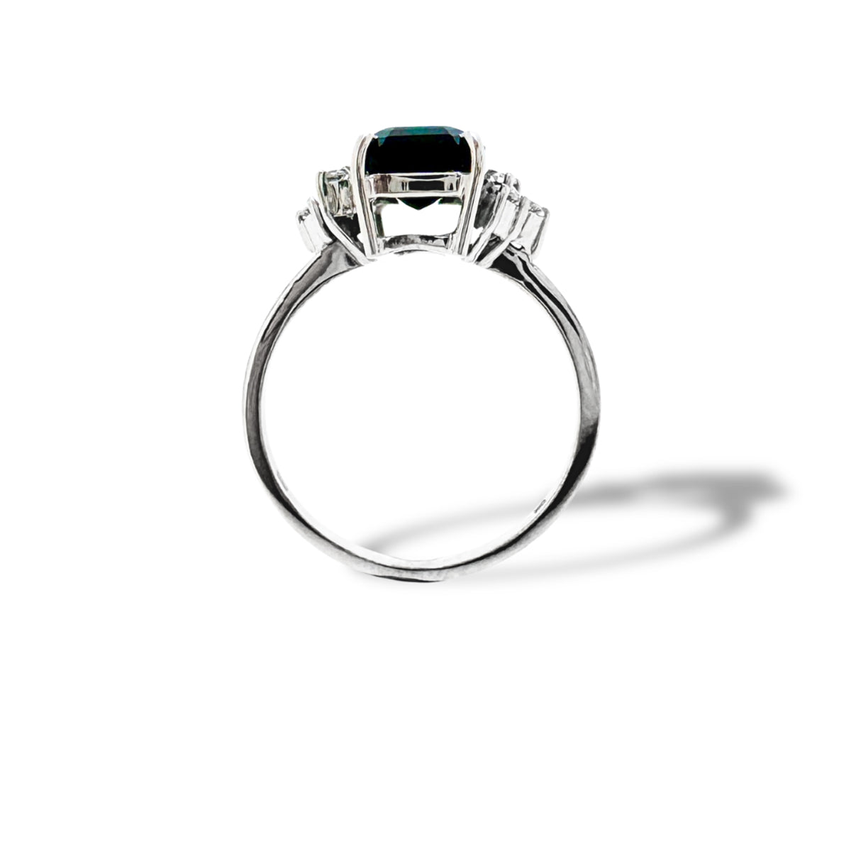 Secondhand Sterns 18ct White Gold Green Tourmaline & Diamond Ring