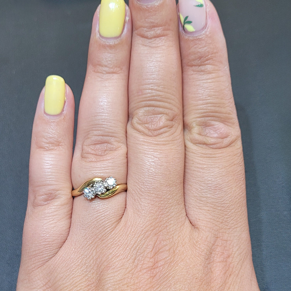 Secondhand 18ct Diamond Trilogy Ring