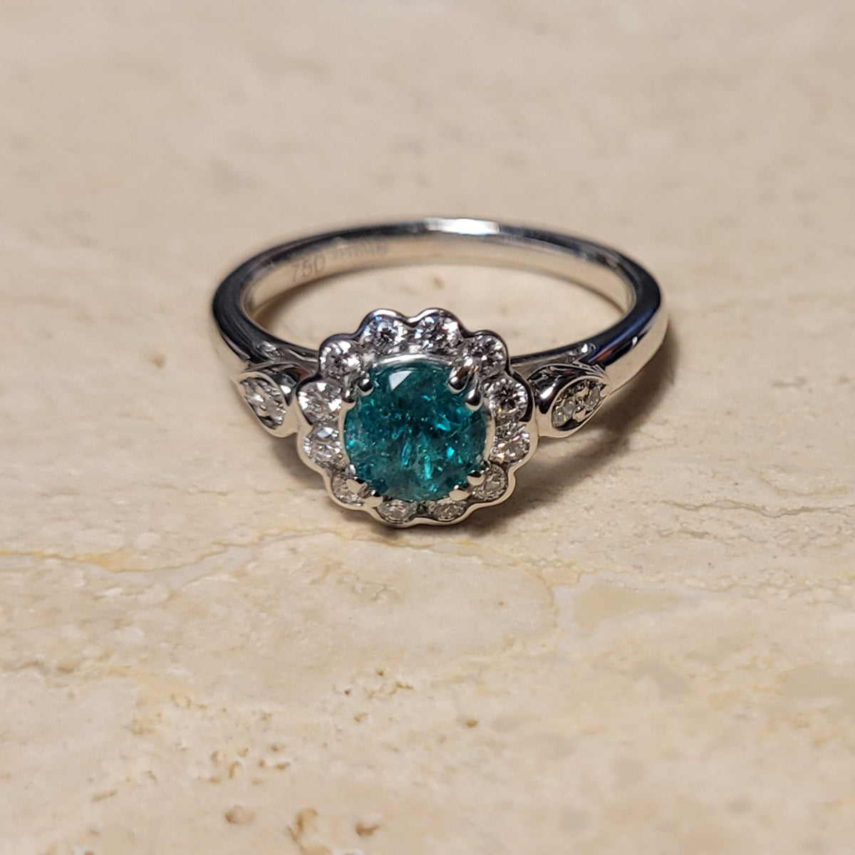 18ct White Gold Emerald & Diamond Cluster Ring