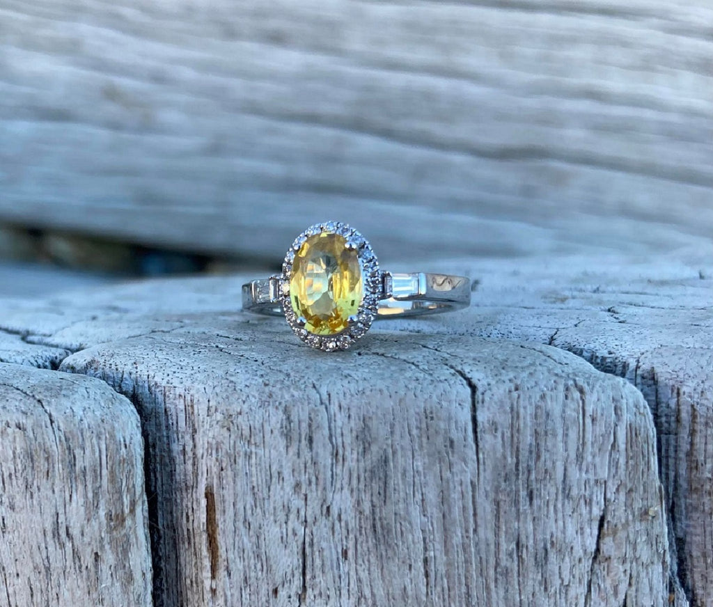 18ct White Gold Yellow Sapphire and Diamond Cluster Ring