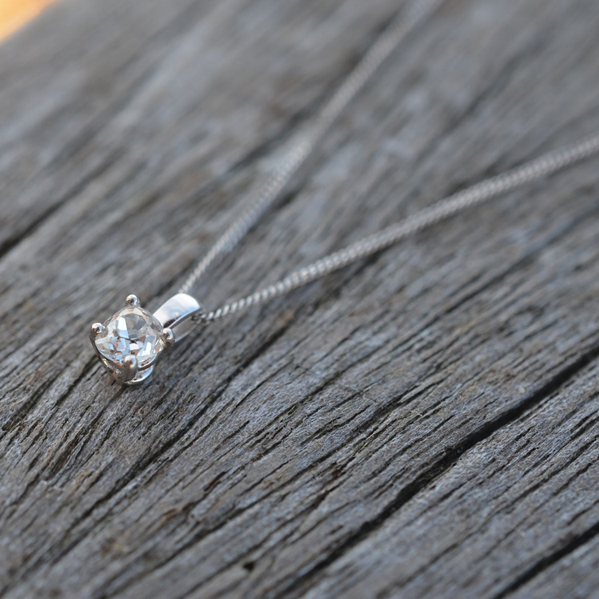 18ct White Gold Diamond Solitaire Pendant