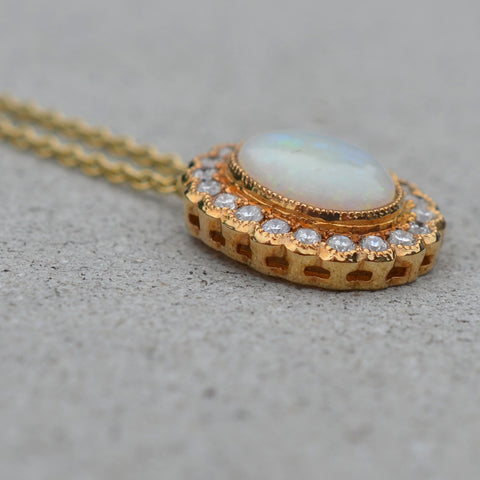 9ct Yellow Gold Opal & Diamond Pendant Necklace