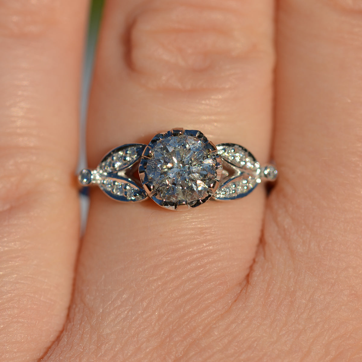 18ct White Gold Petal Diamond Solitaire Ring