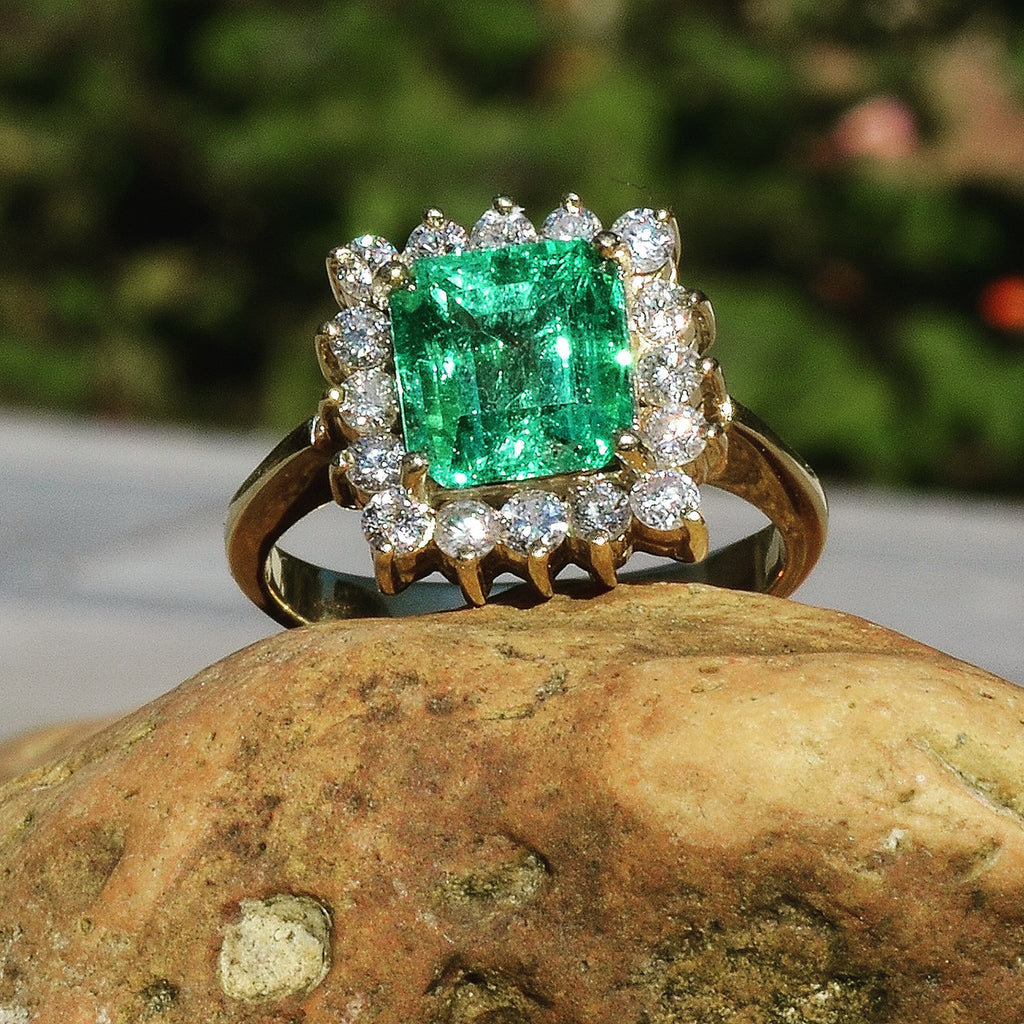emerald diamond cluster ring