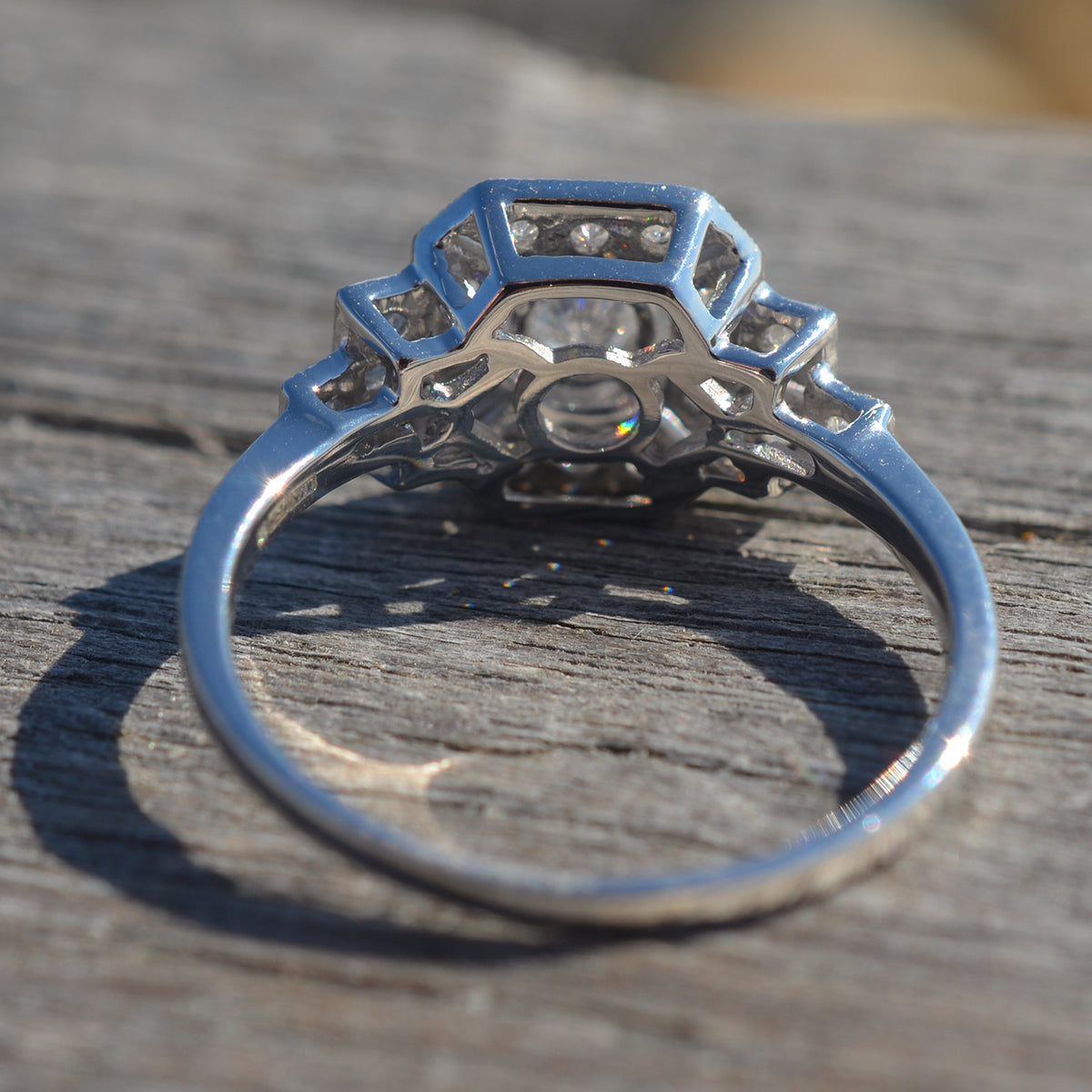 18ct White Gold Vintage Style Diamond Ring