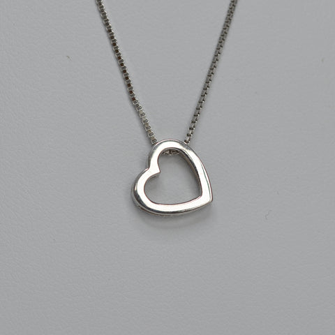 9ct White Gold Heart Pendant Necklace